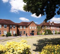 picture of Gayhurst School