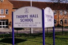 Thorpe Hall School emblem